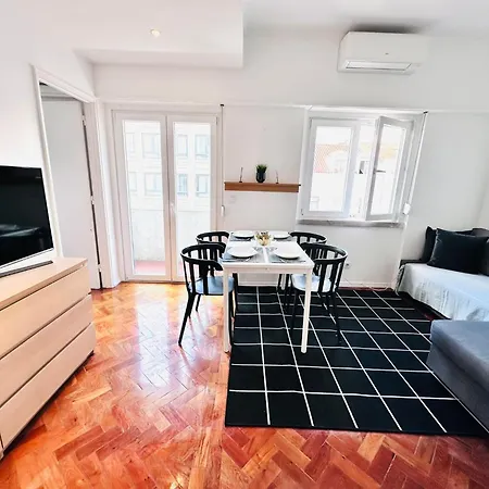 The Redondo House - No 4e2 - Comfortable One-bedroom * Lisboa