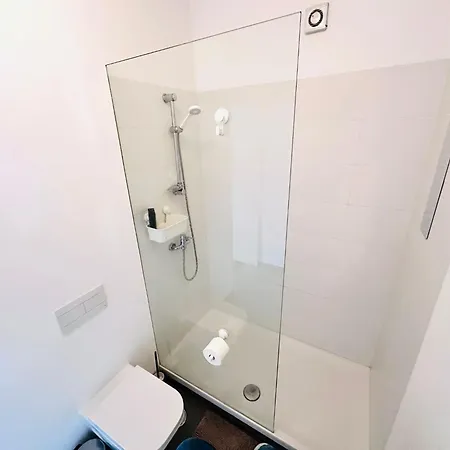 The Redondo House - No 4e2 - Comfortable One-bedroom Apartment *